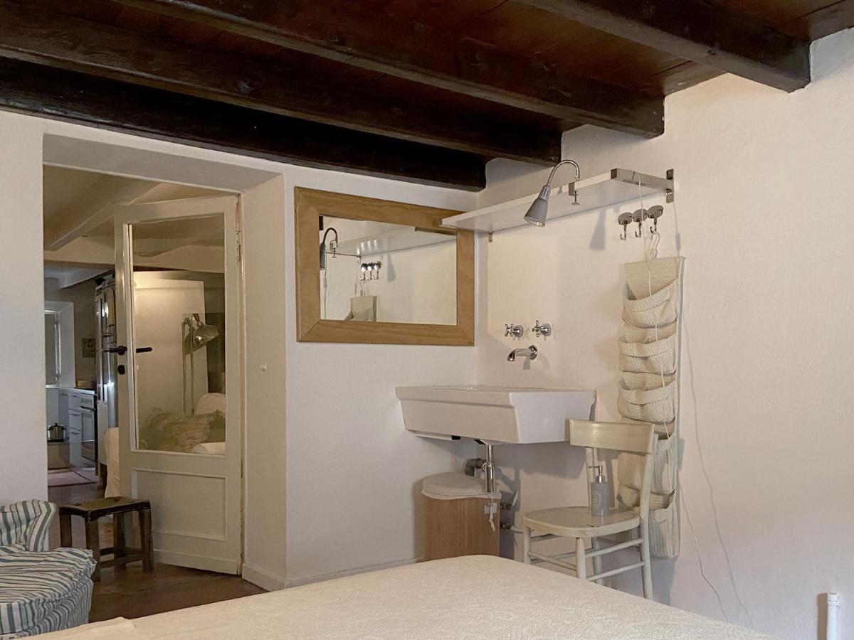 Fascinating Central Hideaway In A Physicist'S Home Комо Екстер'єр фото